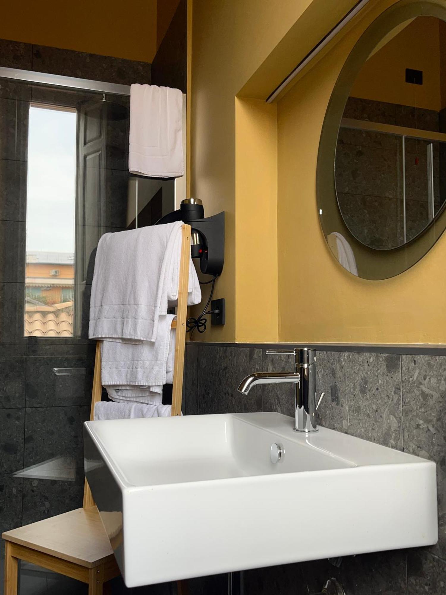Clemente Rooms Пескара Екстер'єр фото