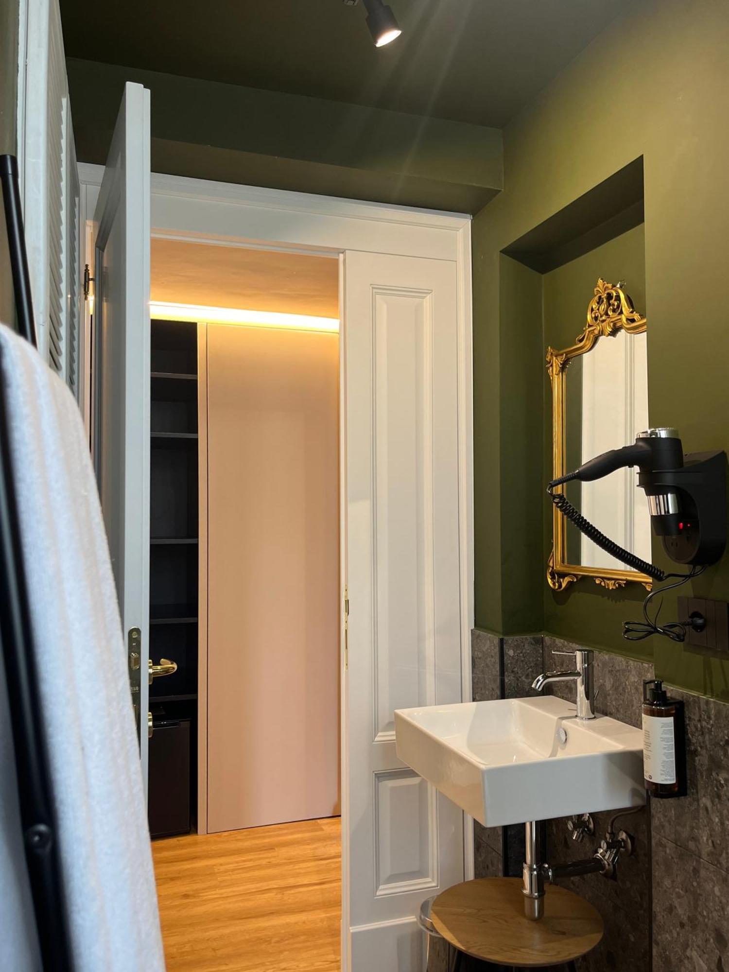 Clemente Rooms Пескара Екстер'єр фото